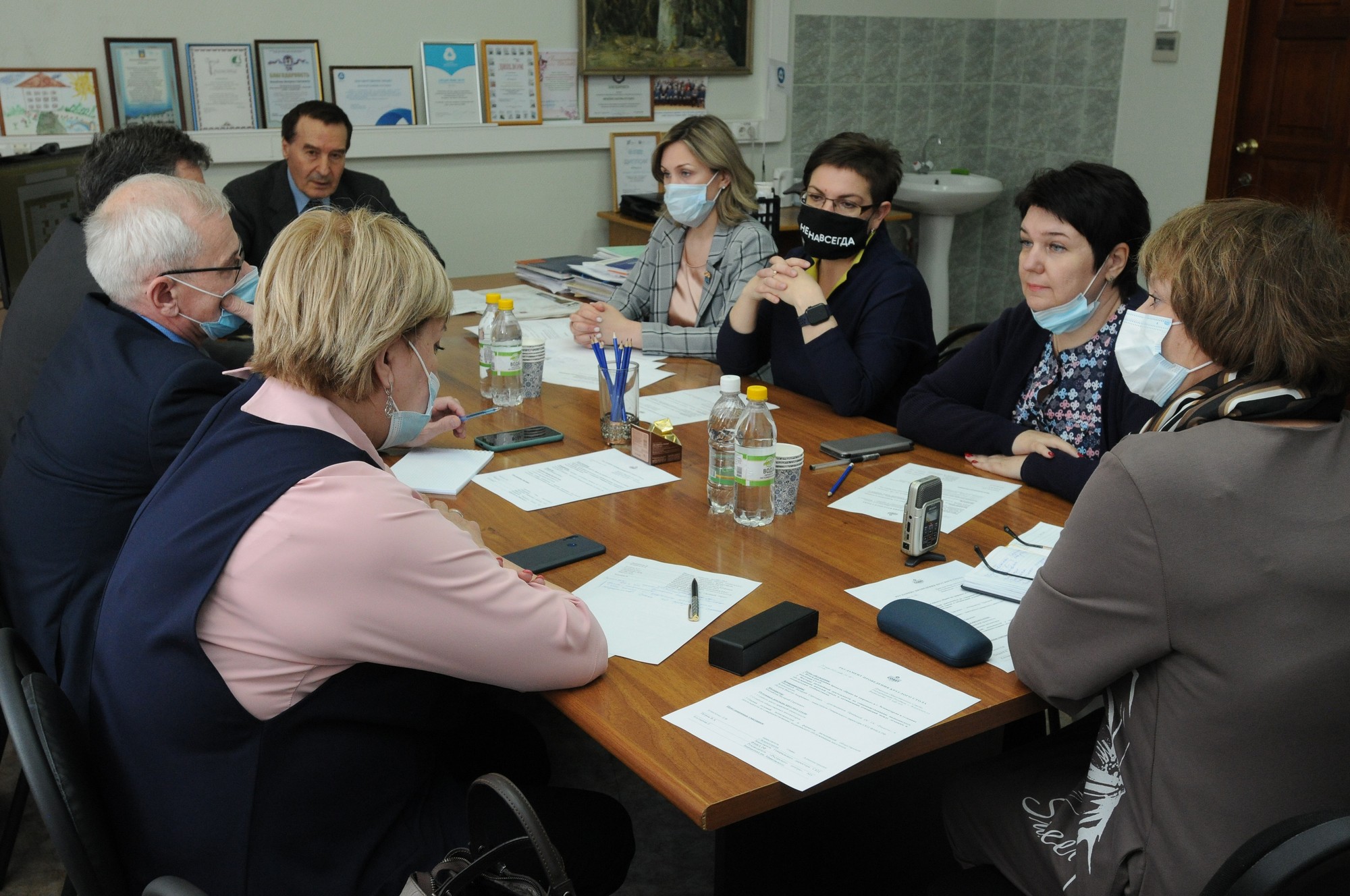 Зеленогорск. 28.05.2021 Круглый стол по обсуждению итогов общественного контроля  работы регистратуры в Клинической больнице № 42  г. Зеленогорск